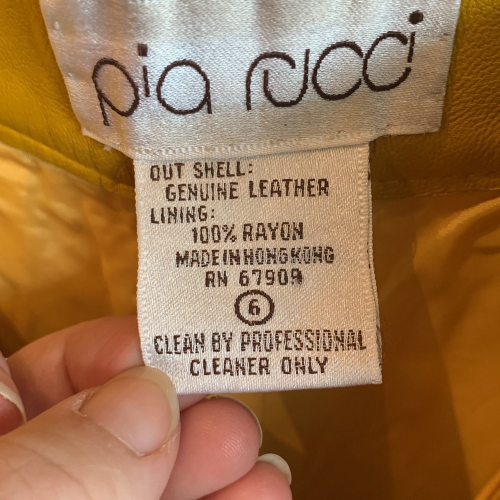 Vibrant Yellow Vintage Leather Shorts - Picture 5 of 8